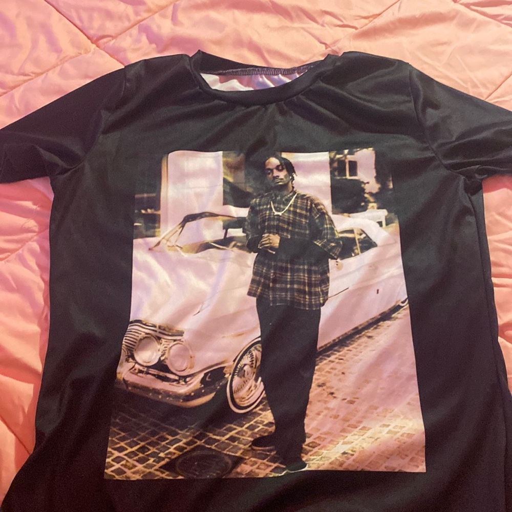 graphic tee